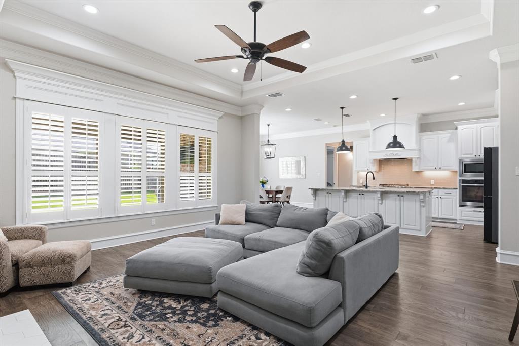 2513 Barton Creek Circle Property Photo 4