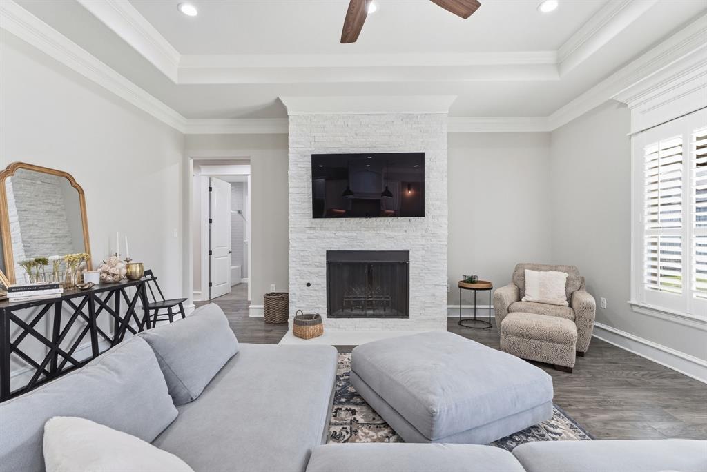 2513 Barton Creek Circle Property Photo 6