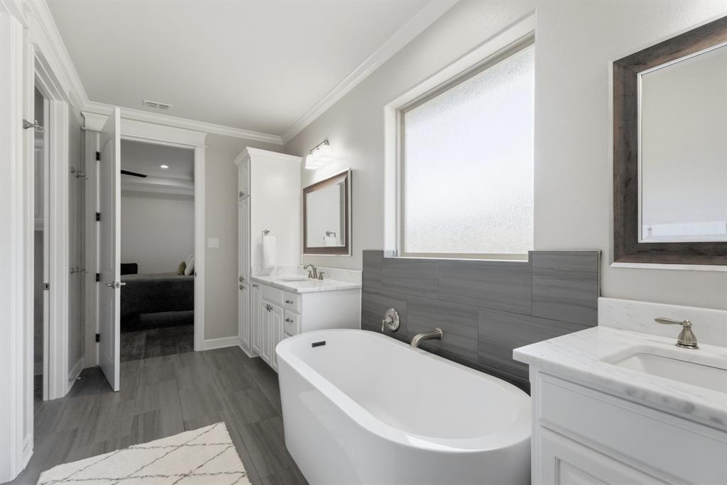 2513 Barton Creek Circle Property Photo 15