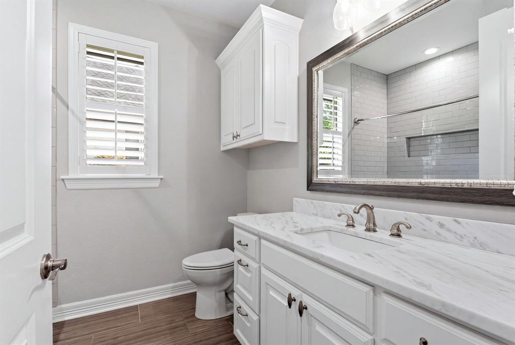 2513 Barton Creek Circle Property Photo 20