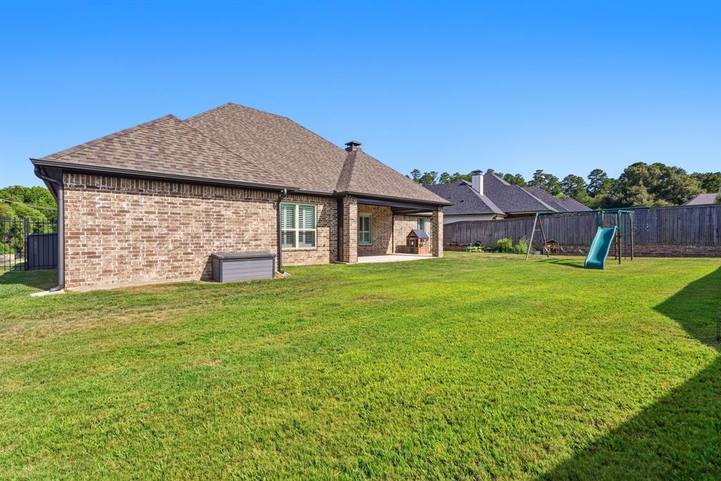 2513 Barton Creek Circle Property Photo 28
