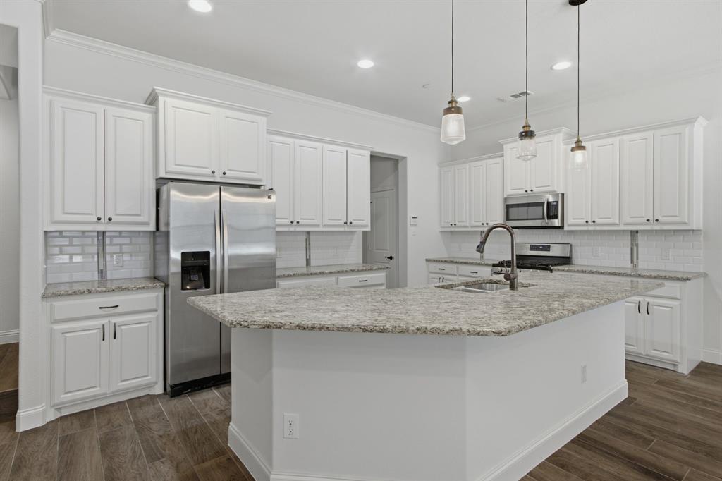 4818 Empire Way Property Photo 18