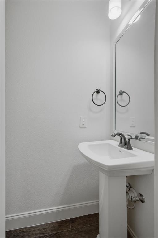 4818 Empire Way Property Photo 20