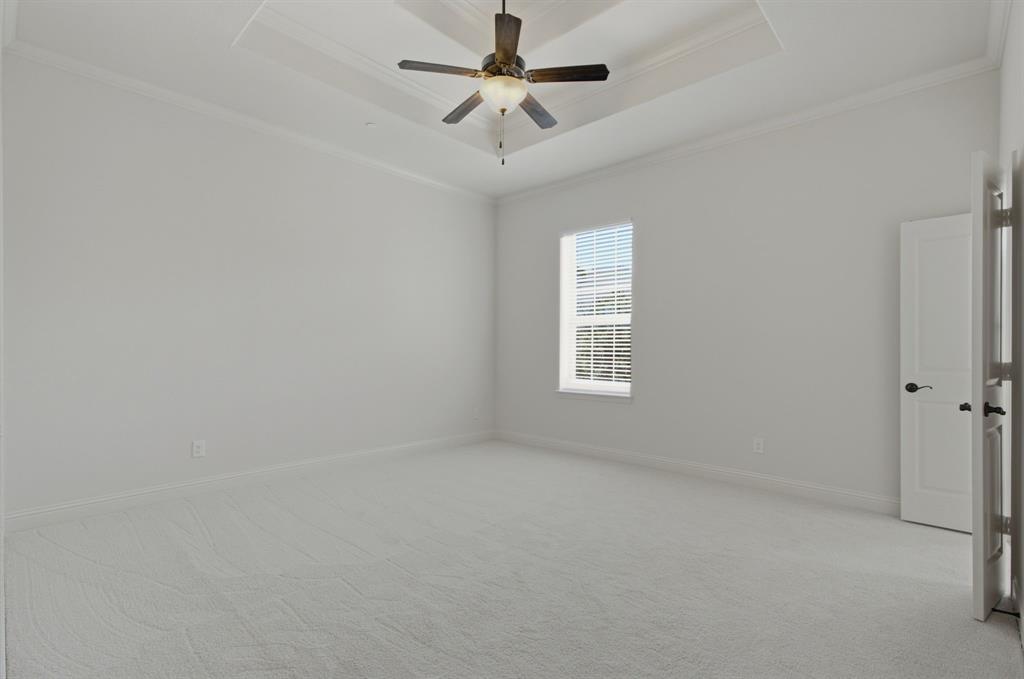 4818 Empire Way Property Photo 24