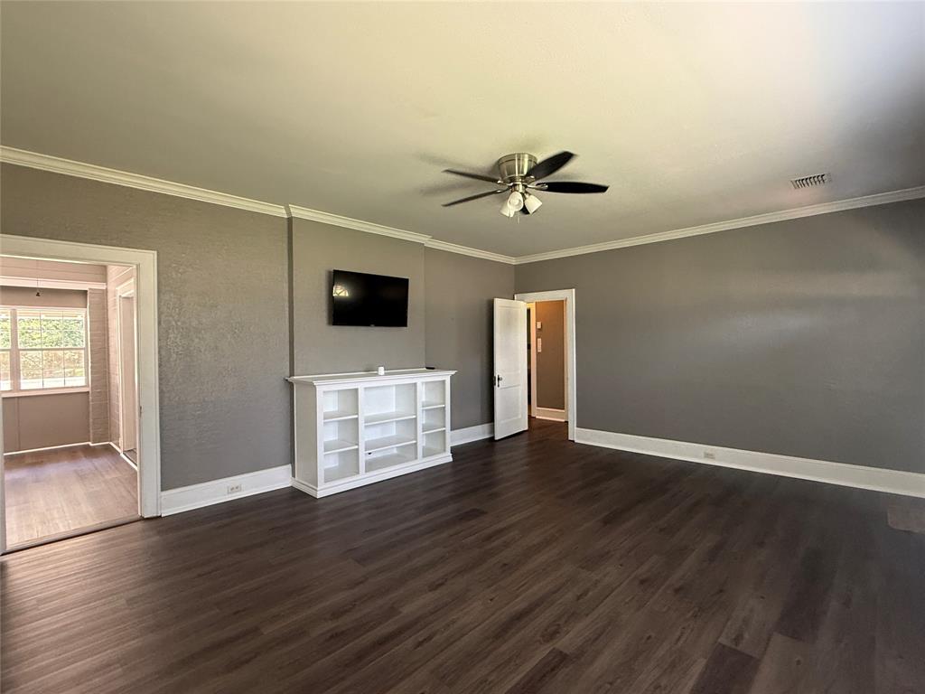 255 Preston Avenue Property Photo 9