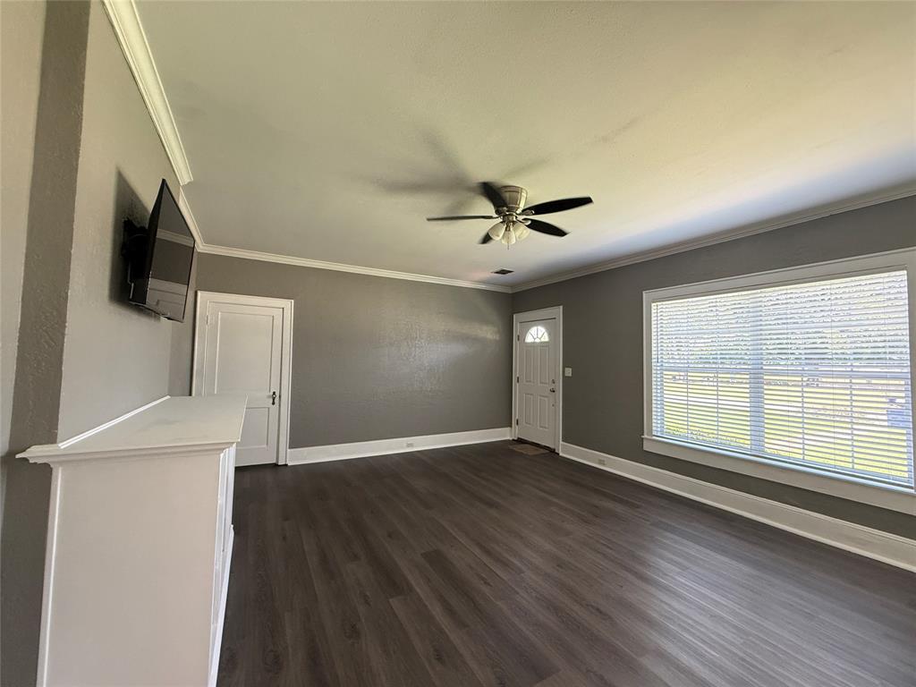 255 Preston Avenue Property Photo 11