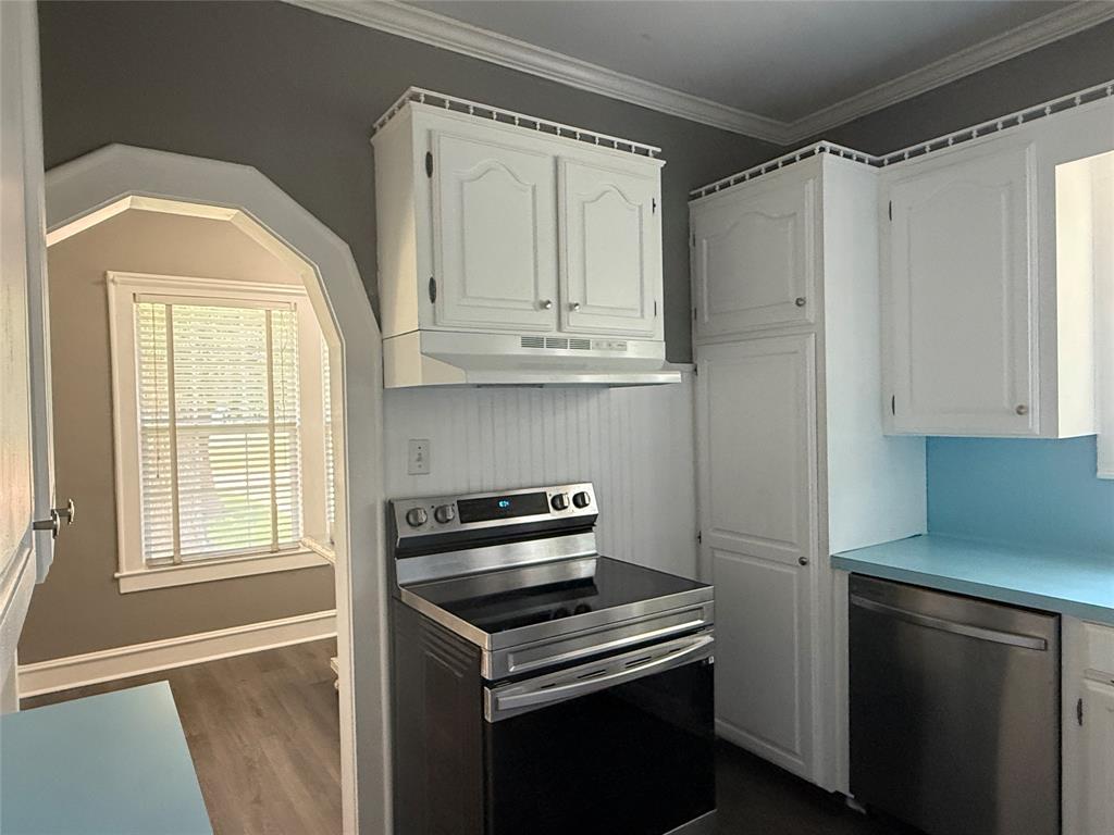 255 Preston Avenue Property Photo 18