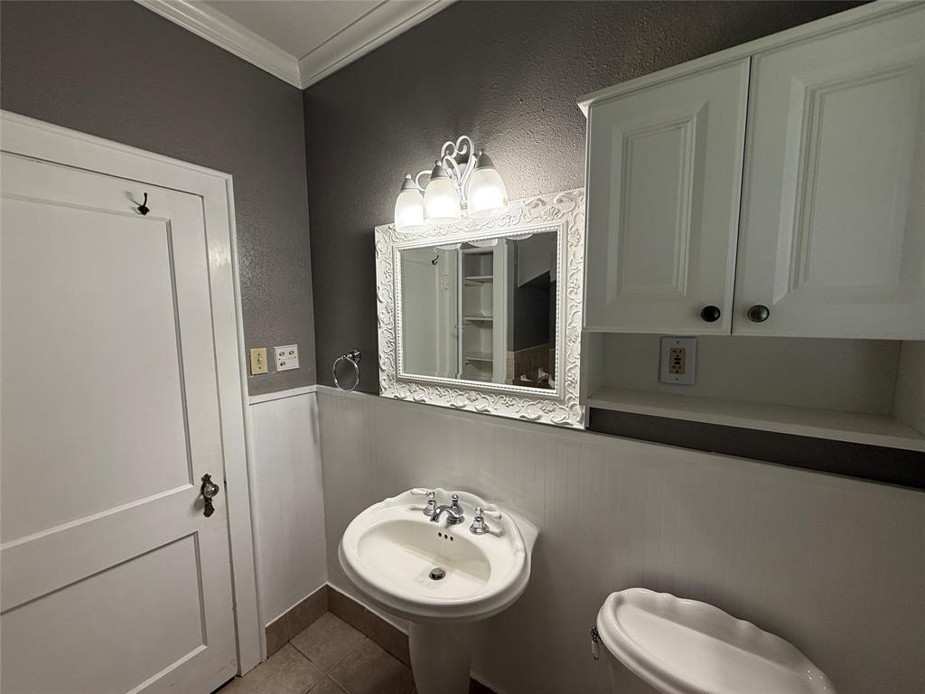 255 Preston Avenue Property Photo 28