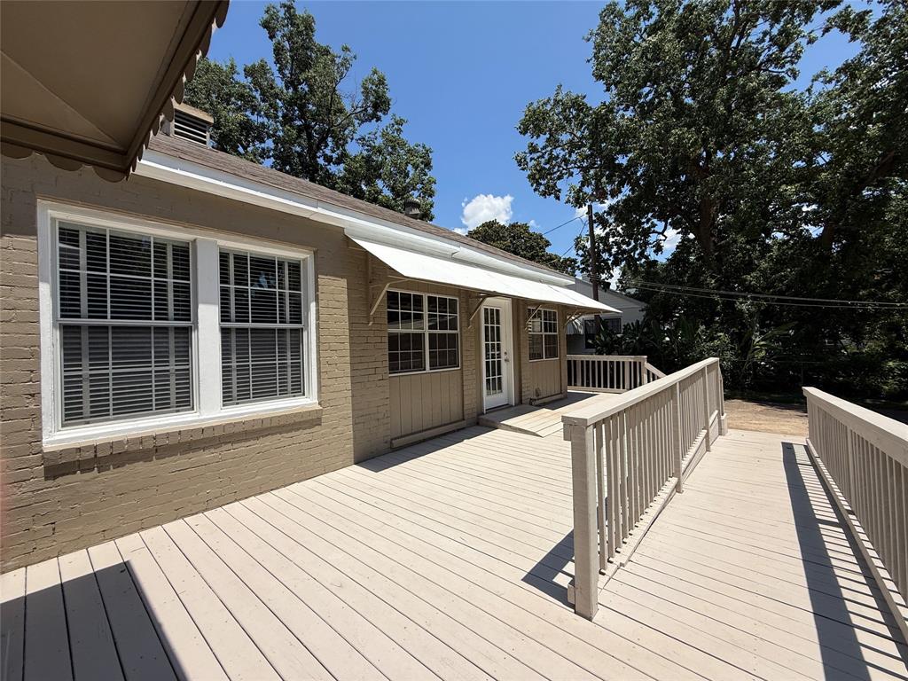 255 Preston Avenue Property Photo 37