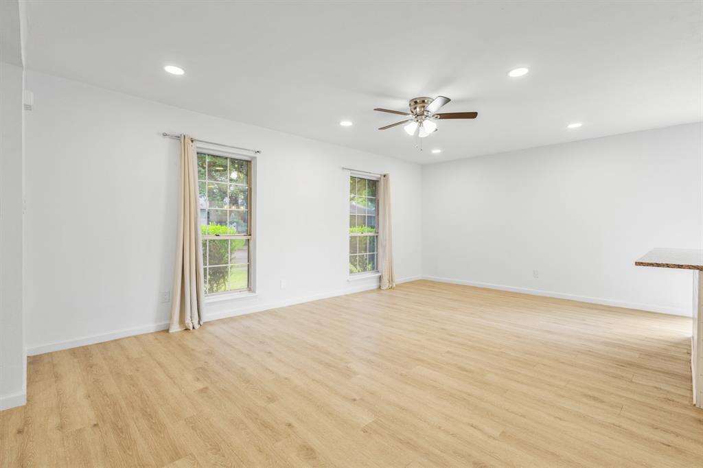 1824 Chamberlain Drive Property Photo 5
