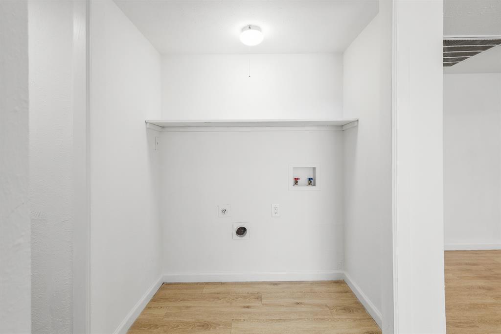 1824 Chamberlain Drive Property Photo 17