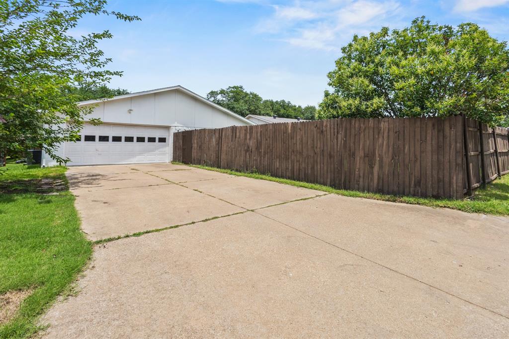 1824 Chamberlain Drive Property Photo 24