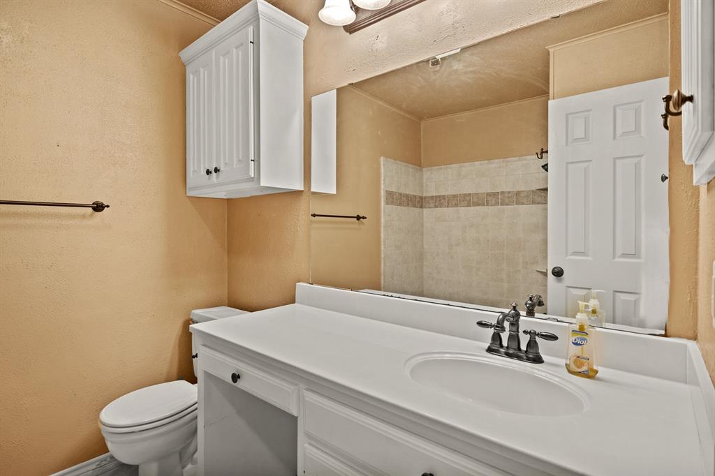410 S Willis Street Property Photo 31