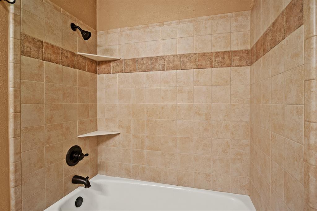410 S Willis Street Property Photo 32