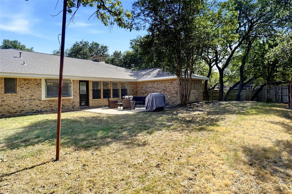 7800 Skylake Drive Property Photo 25