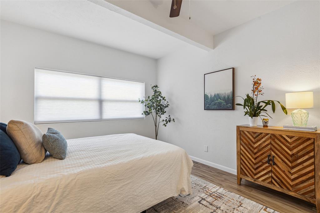 10811 Mandalay Drive Property Photo 11