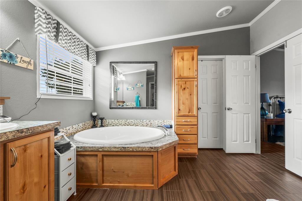 372 Lcr 222 Property Photo 22