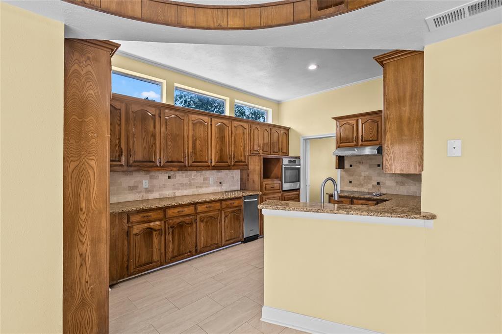 3724 Solarium Place Property Photo 12