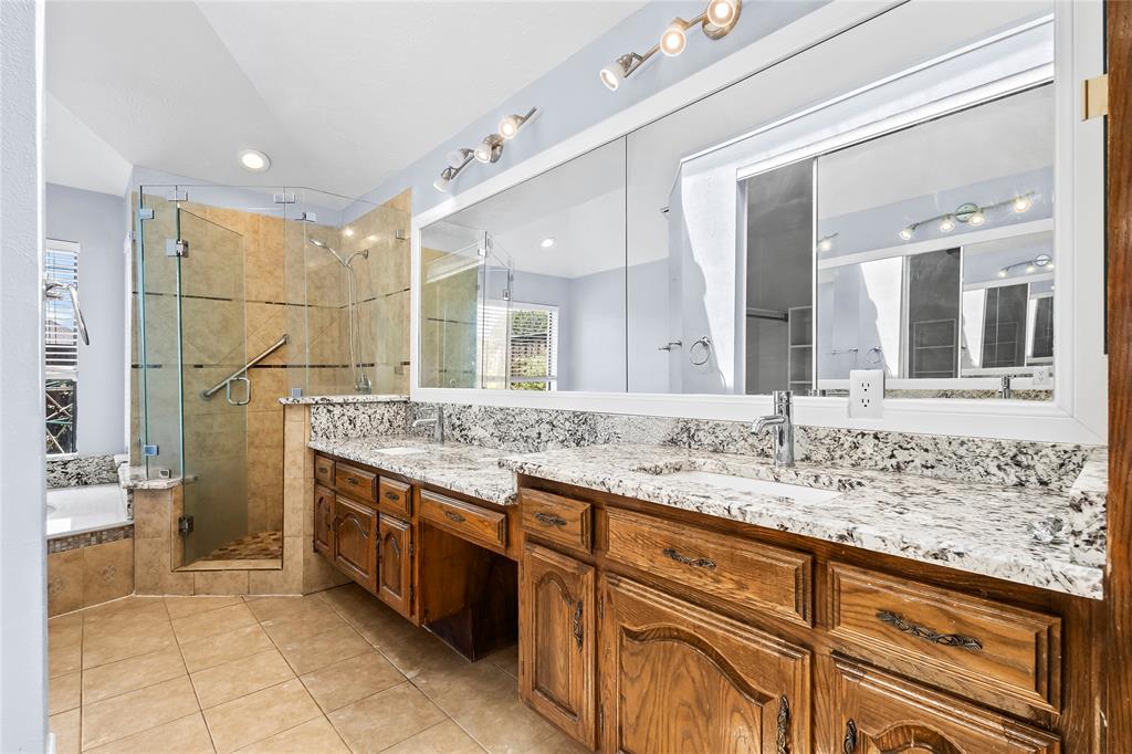 3724 Solarium Place Property Photo 28