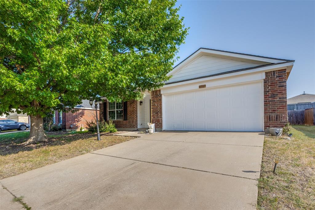 4507 Falcon Drive Property Photo 1