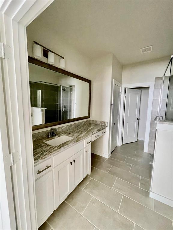 320 Spring Hill Property Photo 11