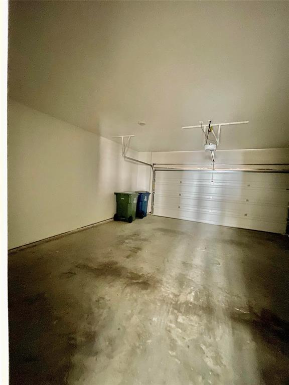 320 Spring Hill Property Photo 19