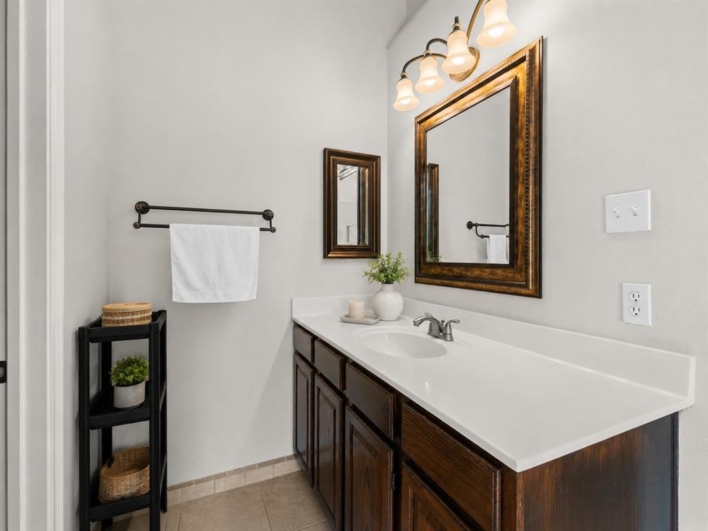 2504 Hackberry Place Property Photo 14