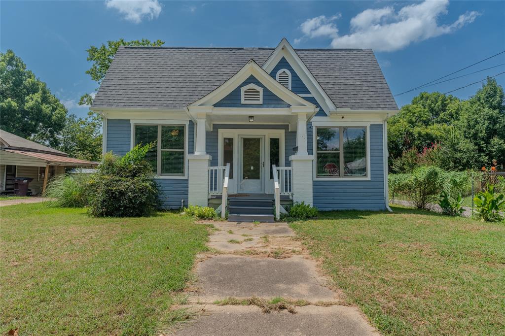 419 W 5th Street Property Photo 1