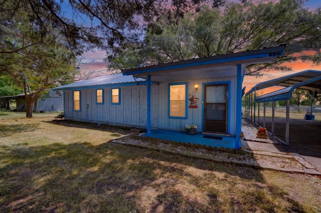 130 Blue Water Property Photo 1