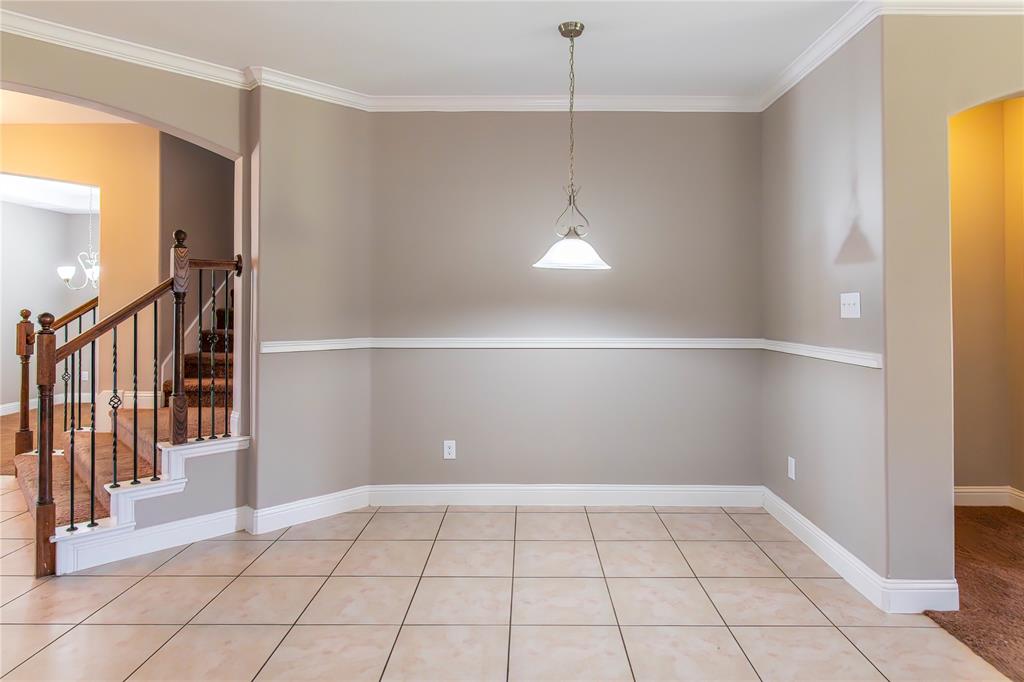 812 Goldenmist Drive Property Photo 19