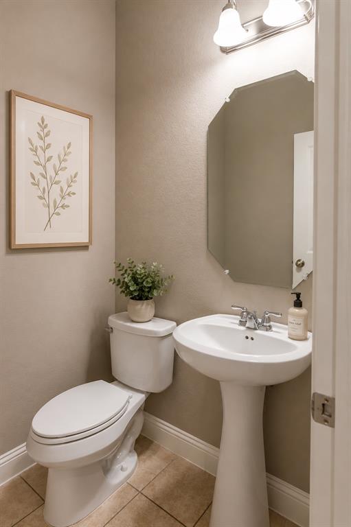 812 Goldenmist Drive Property Photo 20