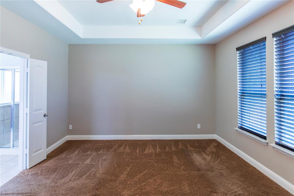 812 Goldenmist Drive Property Photo 23
