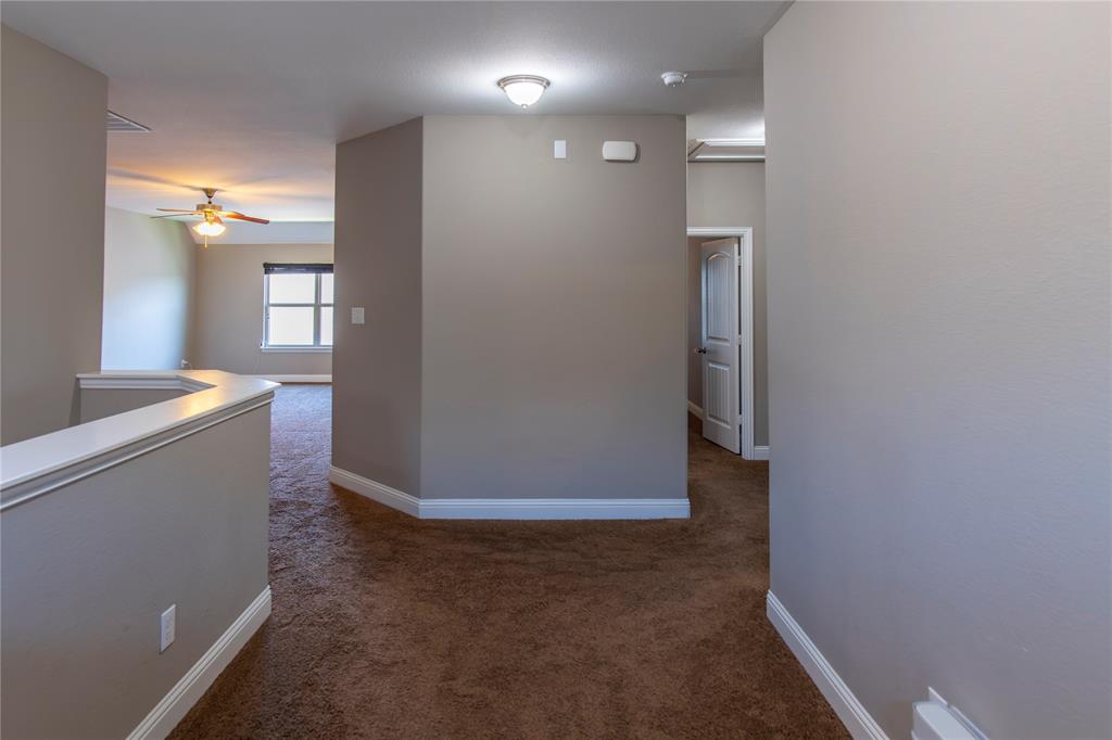 812 Goldenmist Drive Property Photo 27