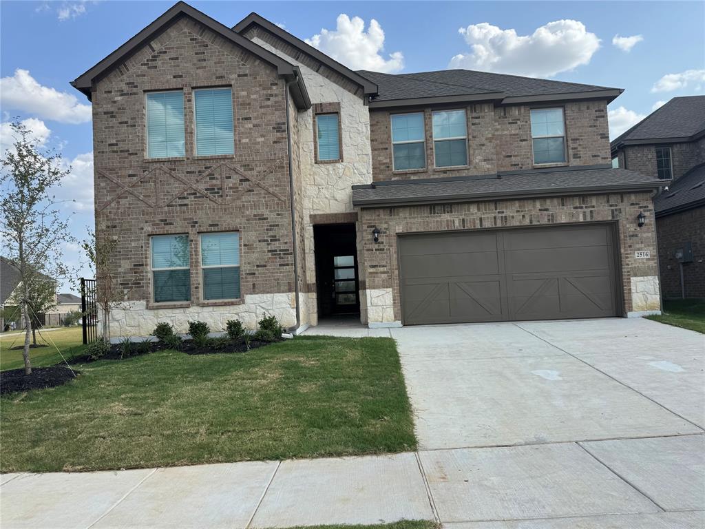 2516 Grapevine Way Property Photo 1