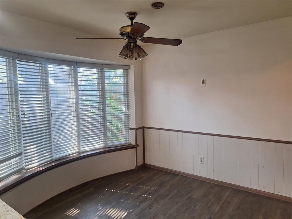 906 Sharpshire Street Property Photo 9
