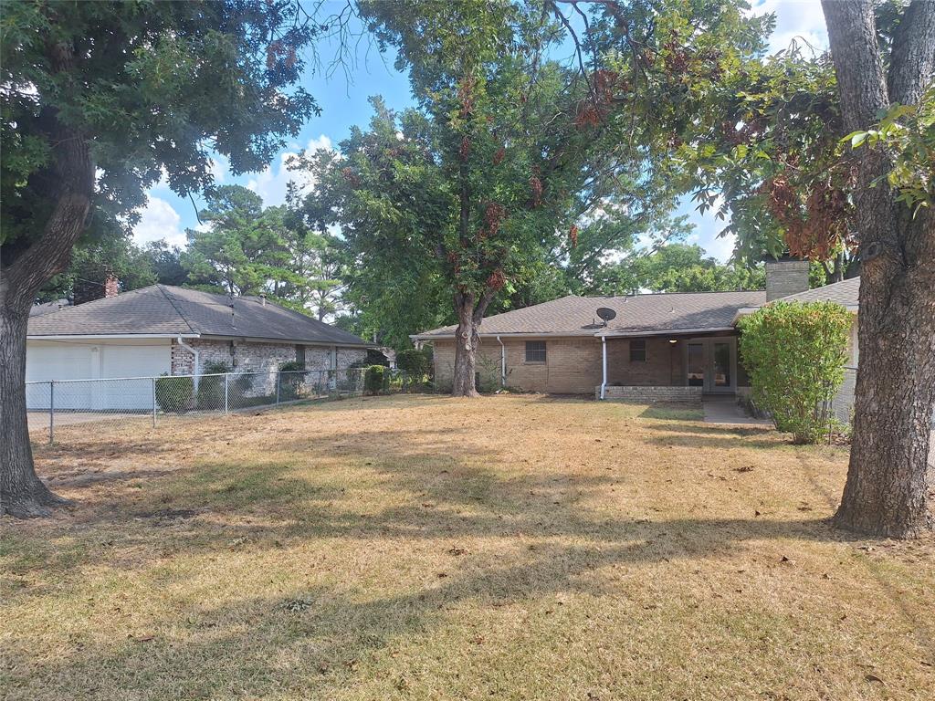 906 Sharpshire Street Property Photo 38