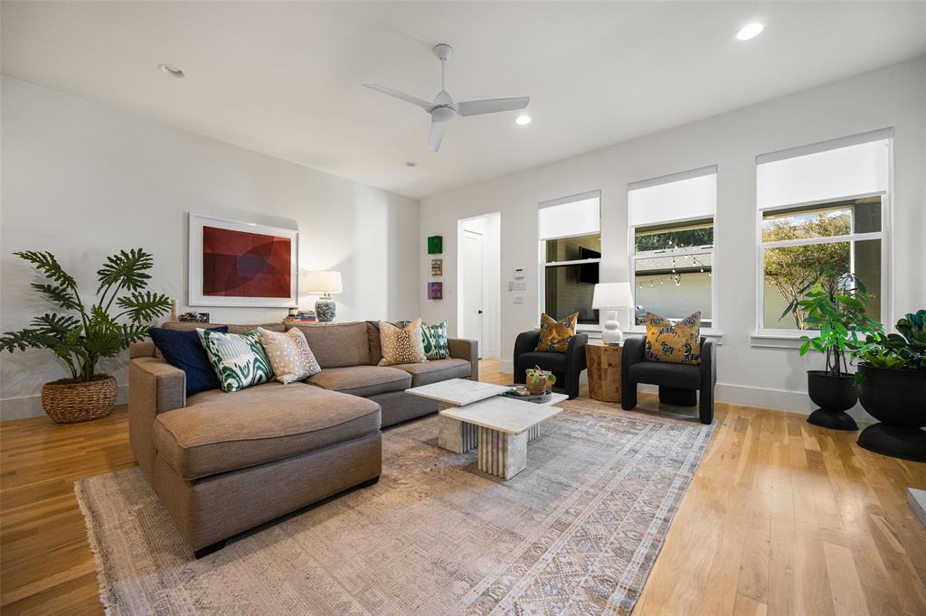 5622 Matalee Avenue Property Photo 7