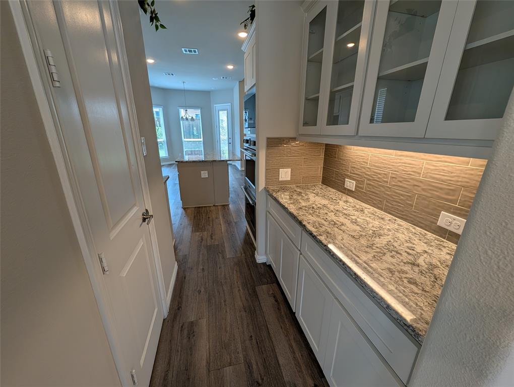 2809 River Bend Place Property Photo 7