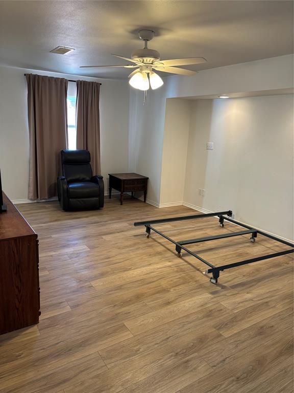 711 Baylor Boulevard Property Photo 9