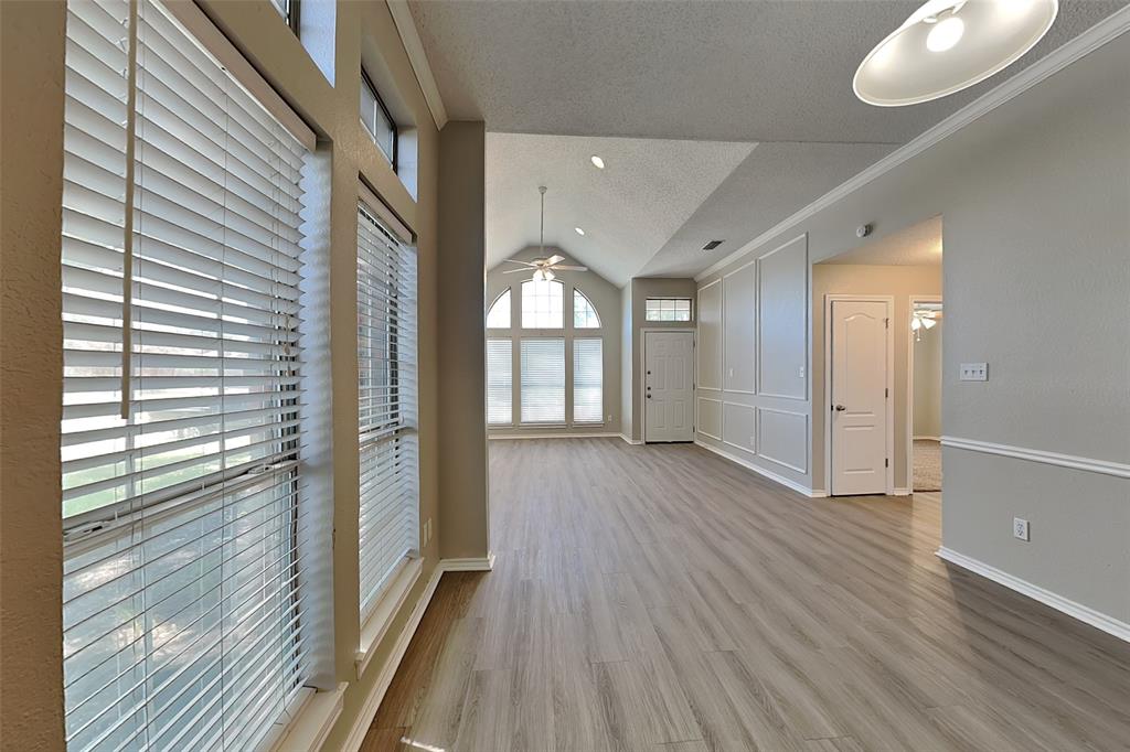 6621 Sunny Hill Drive Property Photo 8