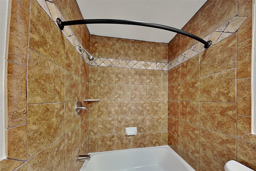 6621 Sunny Hill Drive Property Photo 17