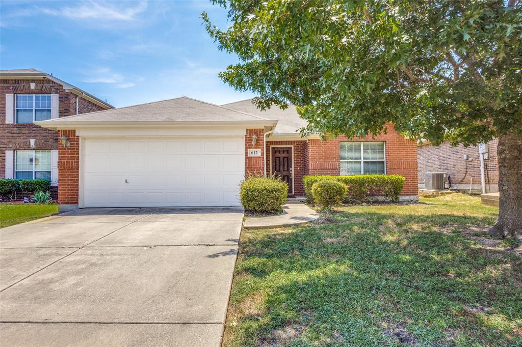 612 Cove Court Property Photo 1