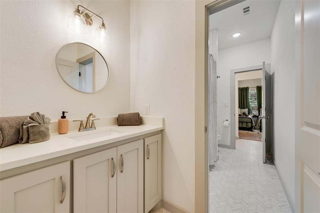 305 Jefferson Street Property Photo 31