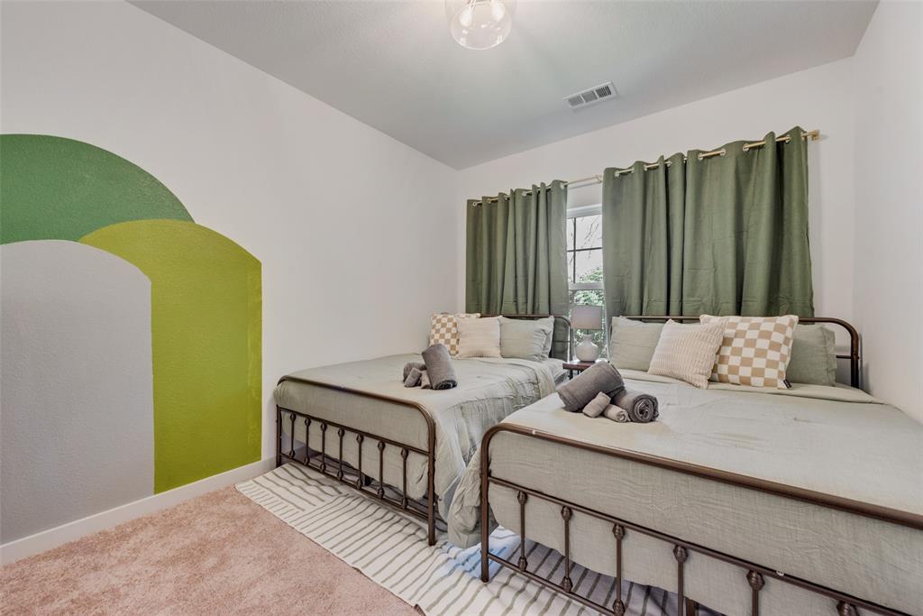 305 Jefferson Street Property Photo 32