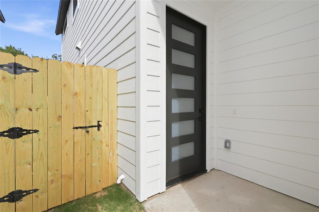 4004 & 4006 S Denley Drive Property Photo 18