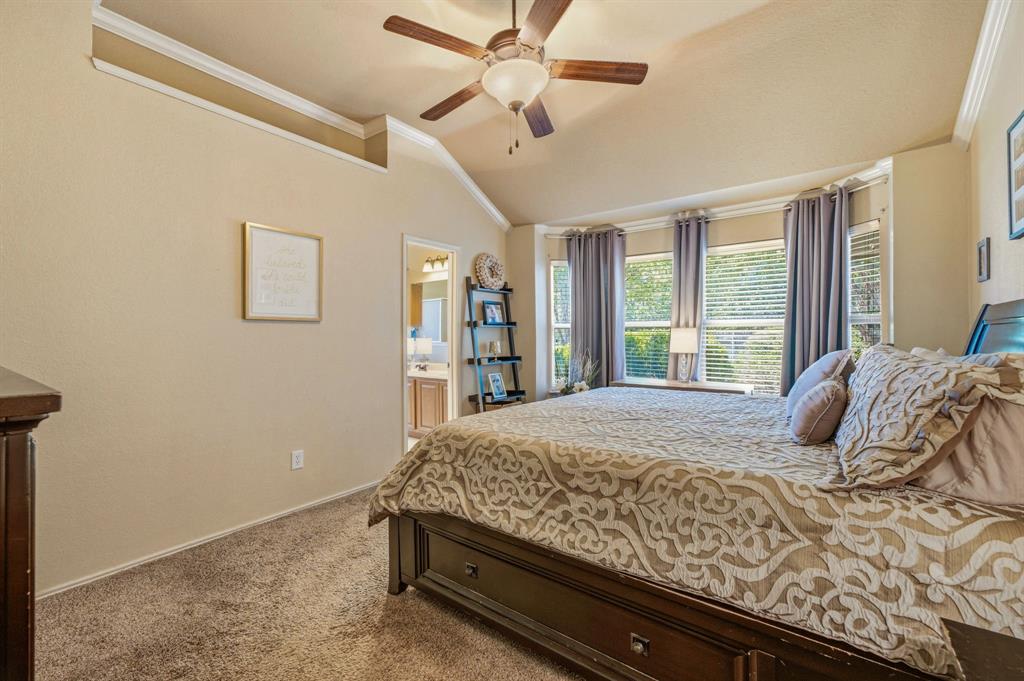 200 Jacinth Lane Property Photo 15