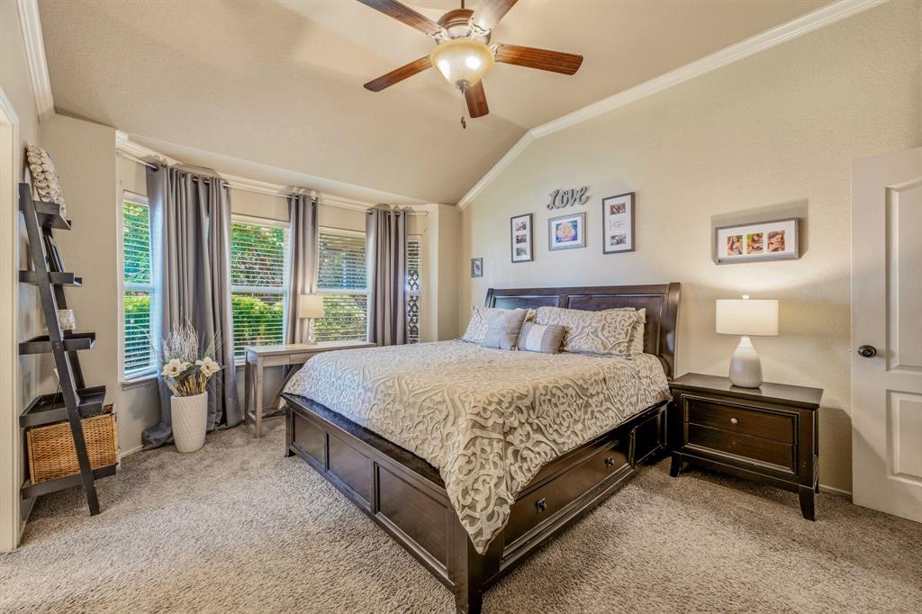 200 Jacinth Lane Property Photo 16