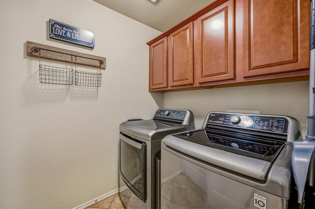 200 Jacinth Lane Property Photo 25