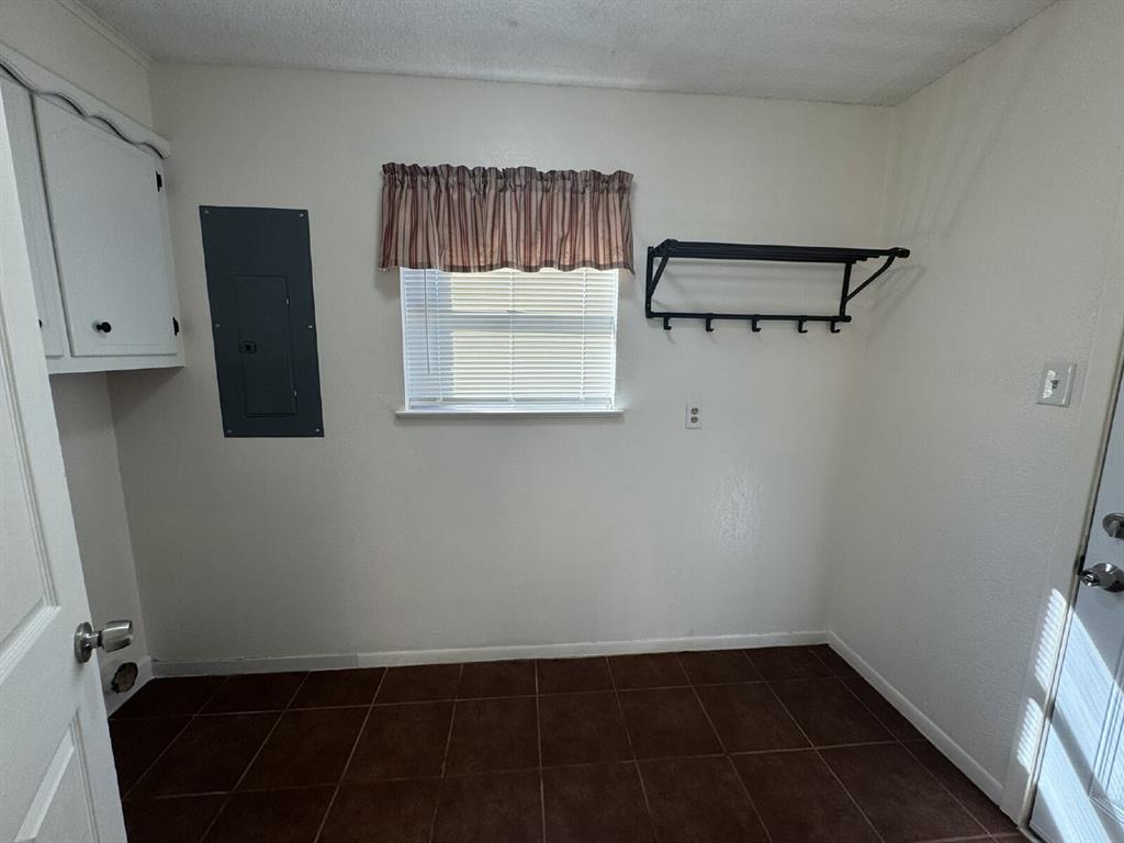 208 Prairie Wind Boulevard Property Photo 15