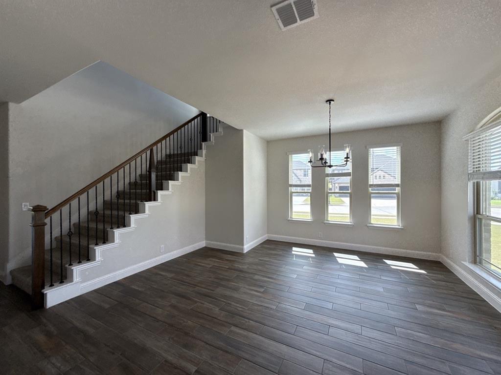 2311 Albion Way Property Photo 7